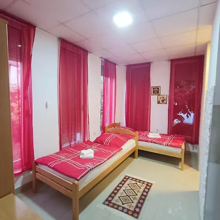 Lejlighed Apartmens *