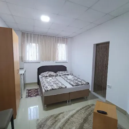 Apartmens Lejlighed *